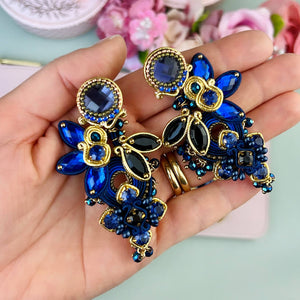 Große Soutache-Ohrringe in Dunkelblau und Gold