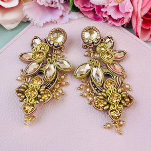 Große Soutache-Ohrringe in Gold- und dunklen Champagnertönen