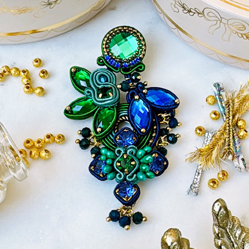 Große Soutache-Ohrringe in Grün und Dunkelblau