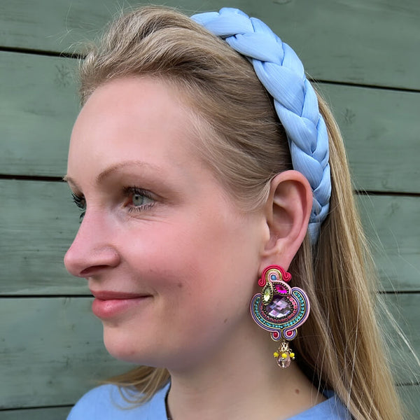 Bunte Statement-Ohrringe mit violetten Perlen in Flieder, Rosa und Grün