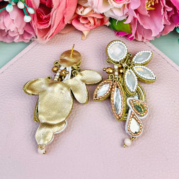 Federleichte Soutache-Ohrringe in Gold- und Champagnertönen