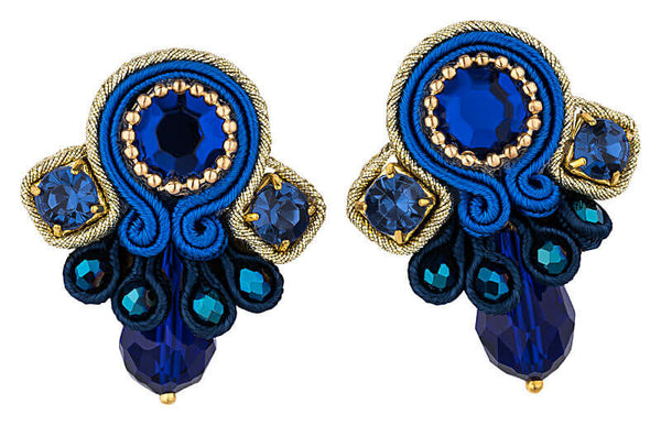 Funkelnde Soutache-Ohrstecker in Dunkelblau