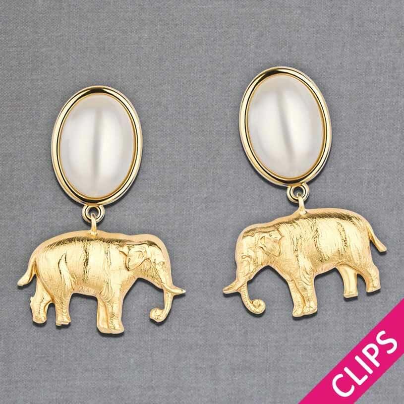 Ohrclips in Perlmuttfarben mit vergoldetem Elefant von AmuseToi
