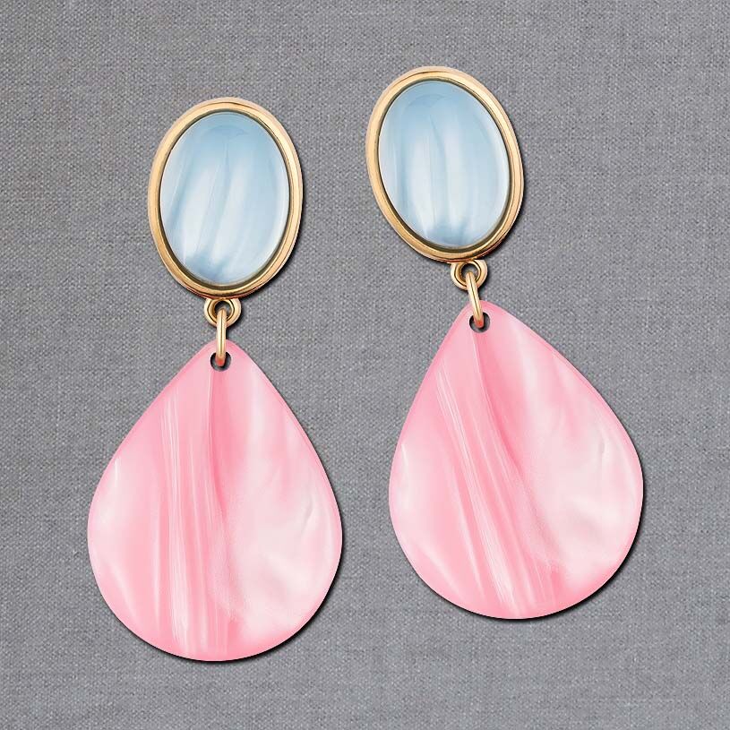 Hellblaue Ohrstecker mit Tropfen in Rosa von AmuseToi