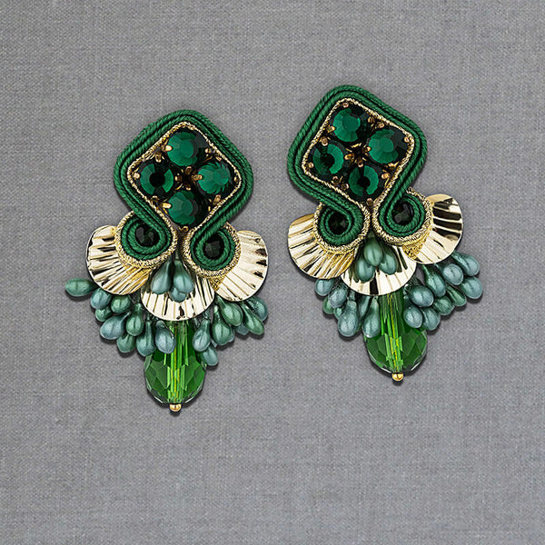 Funkelnde Soutache-Ohrringe in Grün und Gold