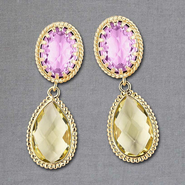 Violette TropfenOhrringe mit funkelnden facettierten Tropfen in Apfelgrün