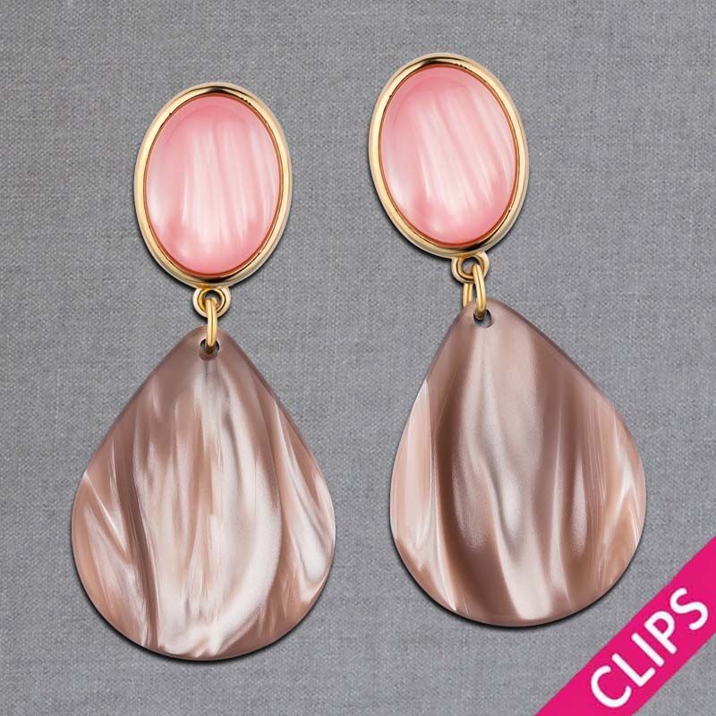 Rosafarbene Ohrstecker mit Tropfen in Beige von AmuseToi