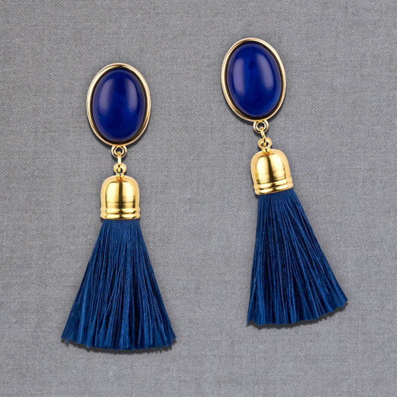 Quasten Ohrringe als Ohrstecker in Dunkelblau mit marineblauer Quaste von AmuseToi