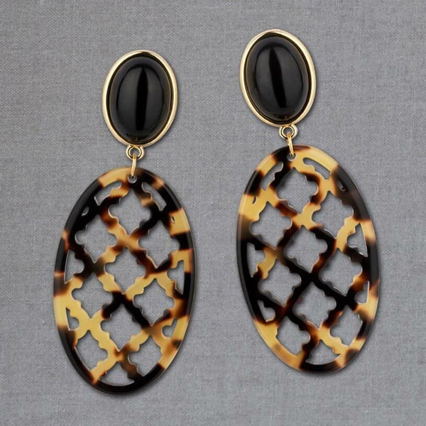 Schwarze Ohrringe als Ohrstecker mit Oval in Schildpatt-Optik im Marrakesch Stil von AmuseToi
