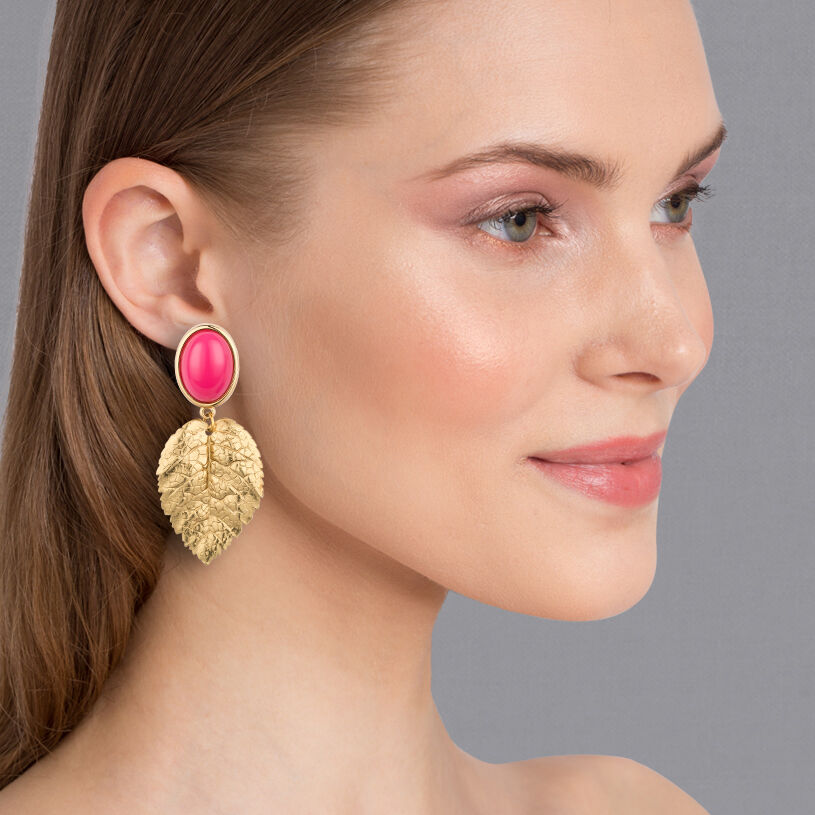 Ohrclips in Pink mit goldenen Blatt von AmuseToi