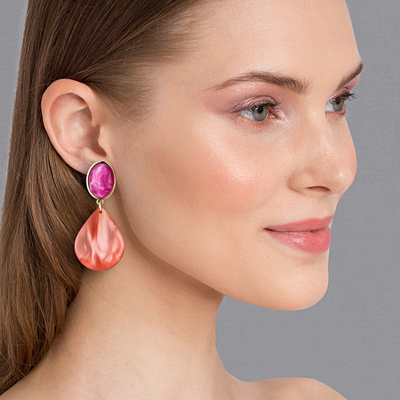 Pinke Ohrstecker mit korallfarbenen Tropfen von AmuseToi