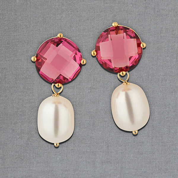 Set aus fuchsiafarbenen Ohrsteckern mit Süßwasserperle und Armreif mit fuchsiafarbenen Glas-Kristallen