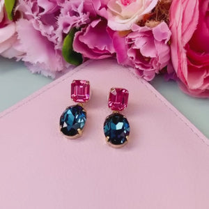 Funkelnde Ohrstecker mit Glas-Kristallen in Pink und Dunkelblau