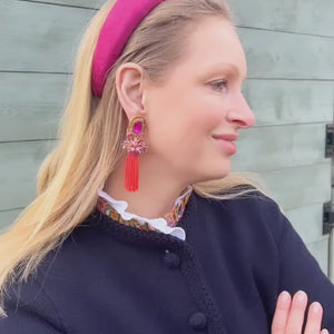 Auffällige Soutache-QuastenOhrringe in Orange und Pink