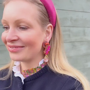 Exotische Soutache-Ohrringe in Pink und Gold