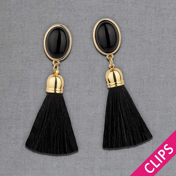 Schwarze Ohrringe als Ohrclips in Schwarz mit schwarzer Quaste von AmuseToi