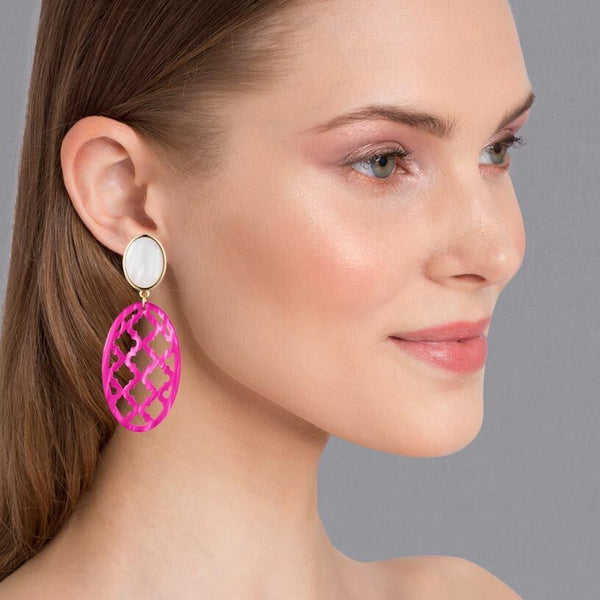 Vergoldete Ohrstecker in wunderschönem Perlmutt mit Oval in Pink im Marrakesch-Stil