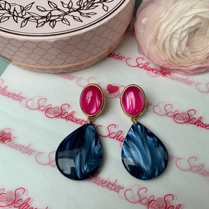 Pinke Ohrstecker mit dunkelblauen Tropfen von AmuseToi