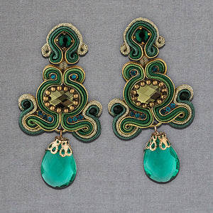 Wunderschöne Soutache-Ohrringe in Dunkelgrün, Türkis und Gold
