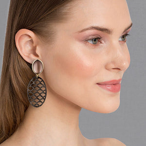 Beige ClipOhrringe mit schokobraunem Oval im Marrakesch-Stil von AmuseToi